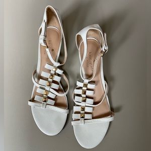 KATE SPADE low wedge gold studded white leather sandal